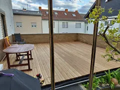 Thermokiefer Terrasse Wiesbaden