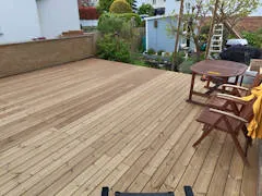 Thermokiefer Terrasse Wiesbaden