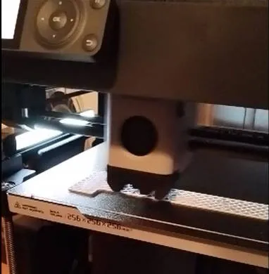 Prototypenfertigung bei Re-elko