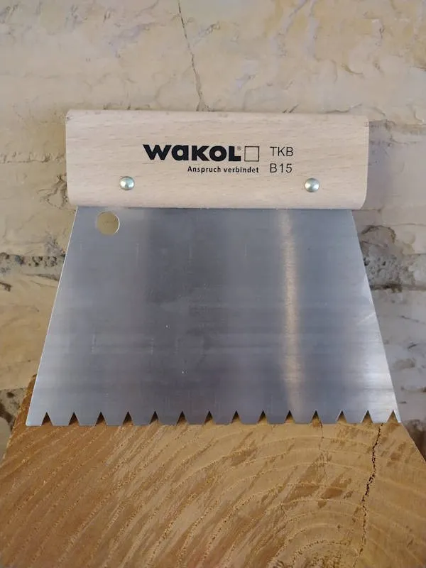 Wakol Zahnspachtel Kleber B15